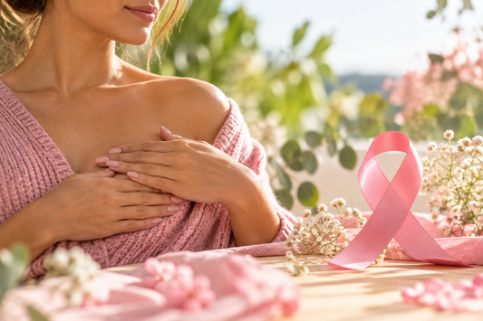 Octobre Rose : Pourquoi la composition de vos cosmétiques est un enjeu de santé